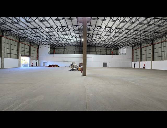 3,743M² WAREHOUSE TO LET IN SPARTAN